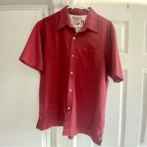 Men’s Quicksilver Button Down Size L